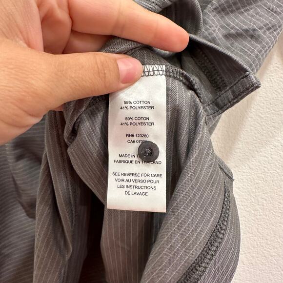 Travis Mathew Men's XL Gray Striped Golf Polo Shirt Casual Outdoor Preppy EUC - Picture 6 of 6